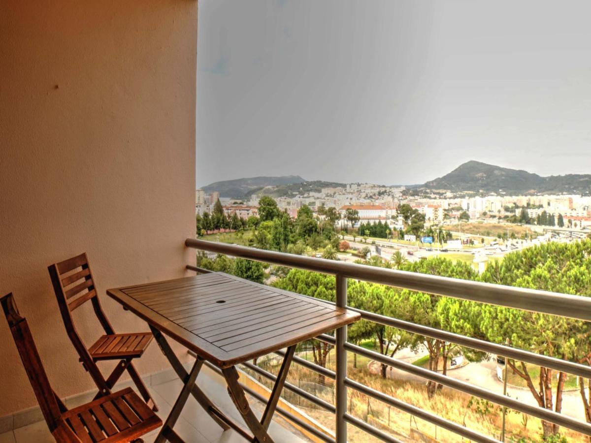 Апартаменти Balcony With View, Private Garage, An Elevator Сетубал Екстер'єр фото